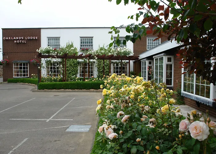 Oaklands Lodge Hotel Saint Saviour photo